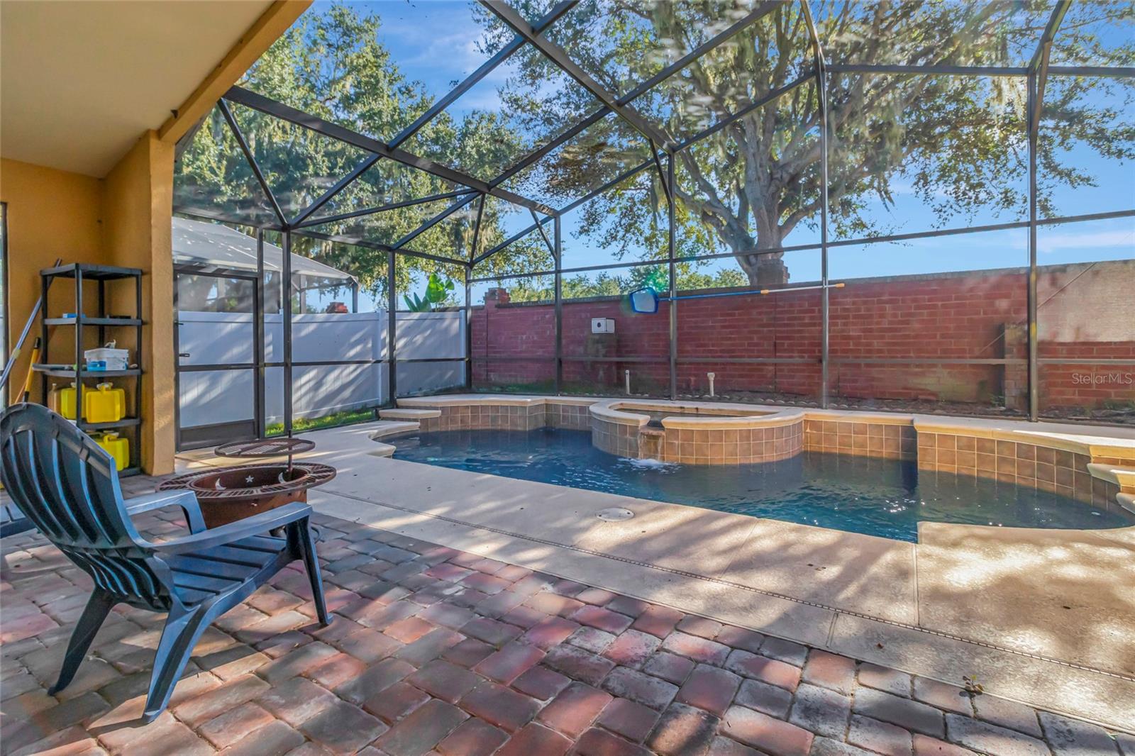 4877 GRASSY KNOLL DRIVE