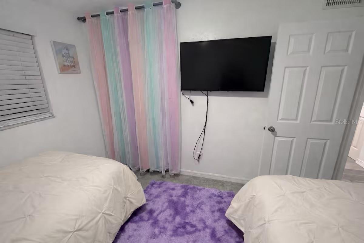 VIRGINIA GROVES ESTATES 1ST ADD - Residential Lease