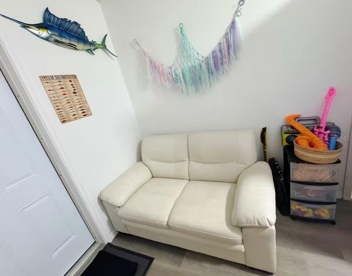 VIRGINIA GROVES ESTATES 1ST ADD - Residential Lease