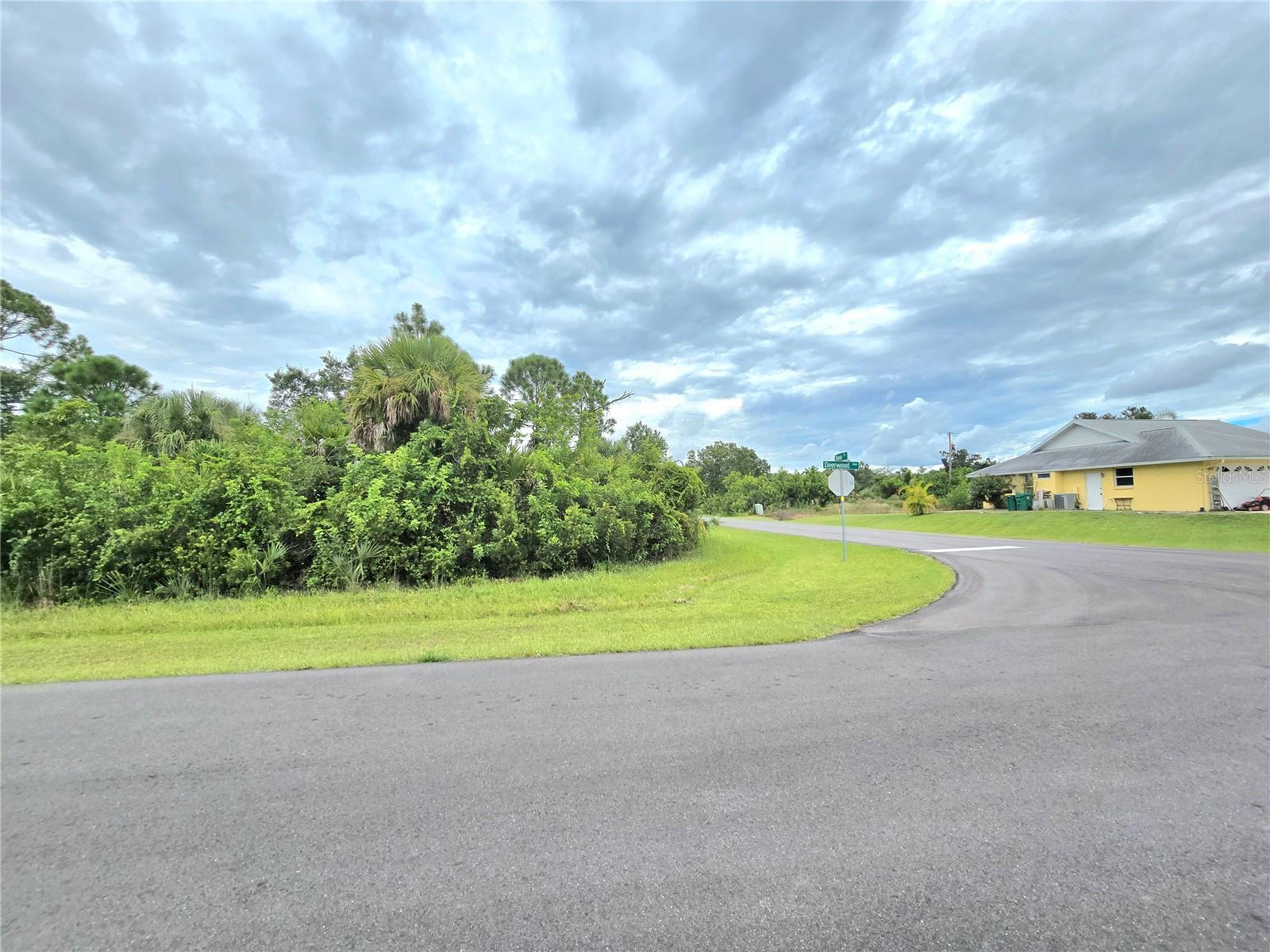 PORT CHARLOTTE SEC 062 - Land