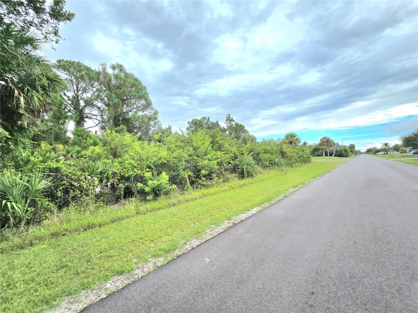 PORT CHARLOTTE SEC 062 - Land