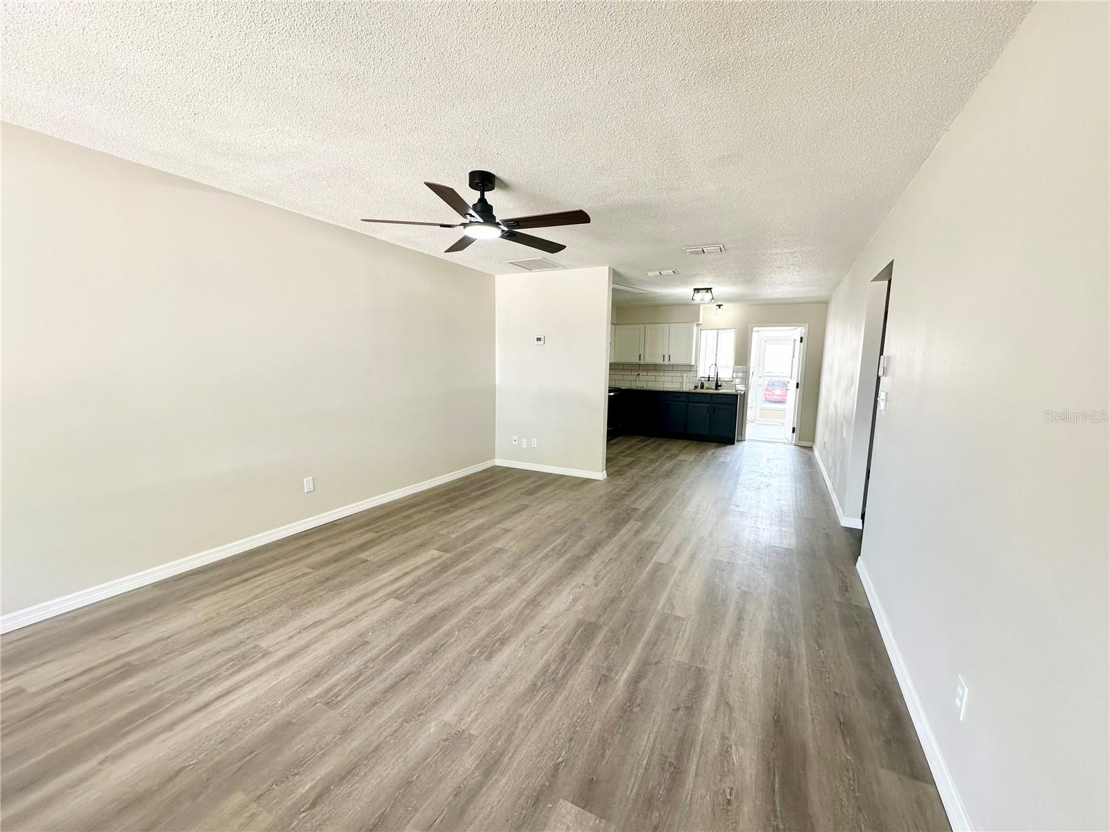 VILLA ROAD SUB - Residential Lease