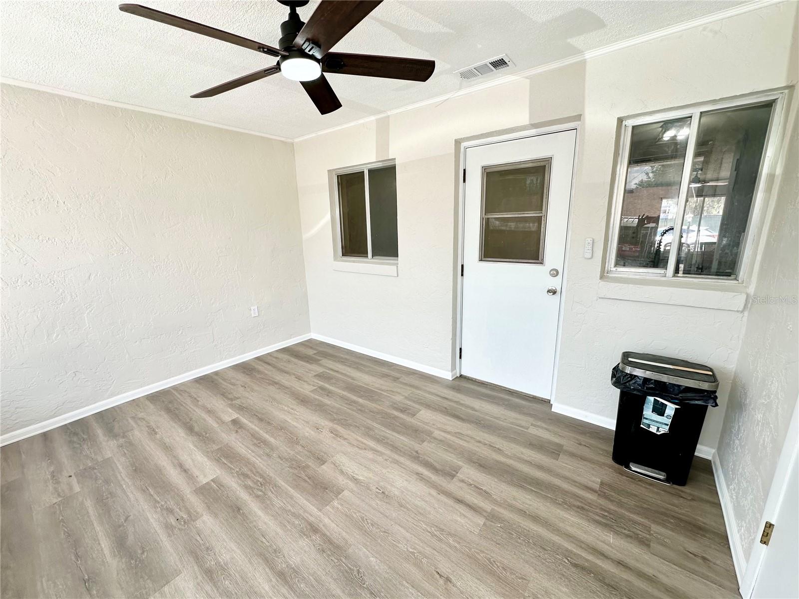 VILLA ROAD SUB - Residential Lease