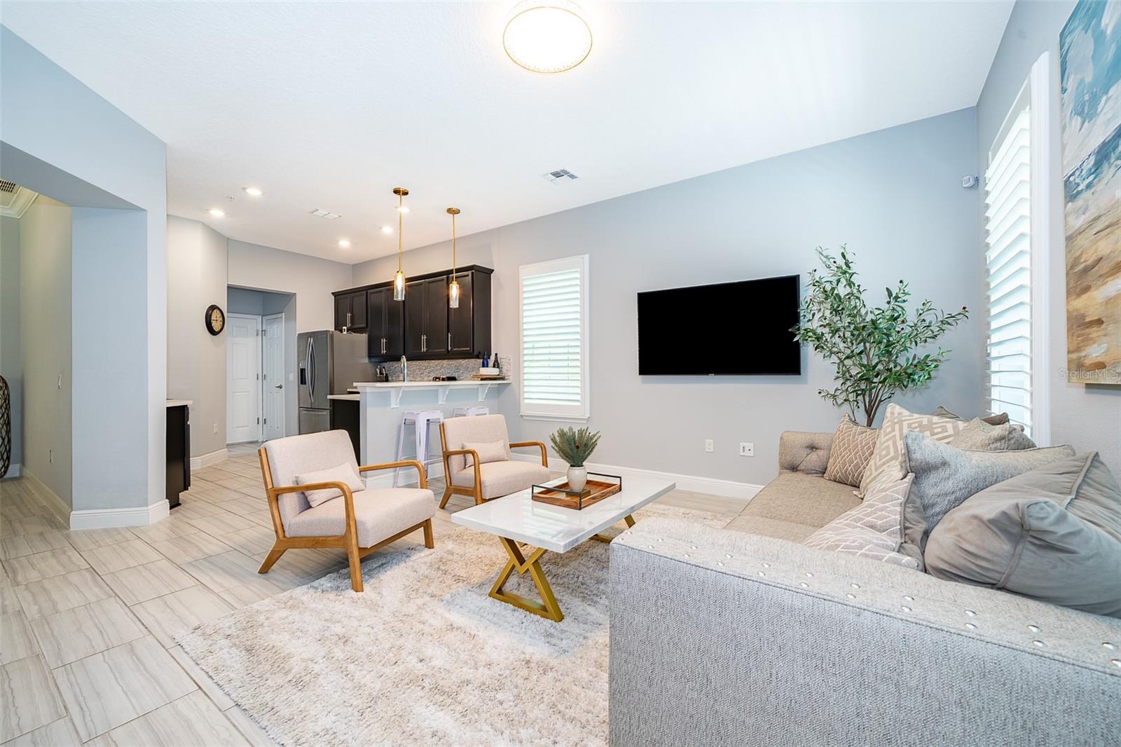 9422 WOODCRANE DRIVE