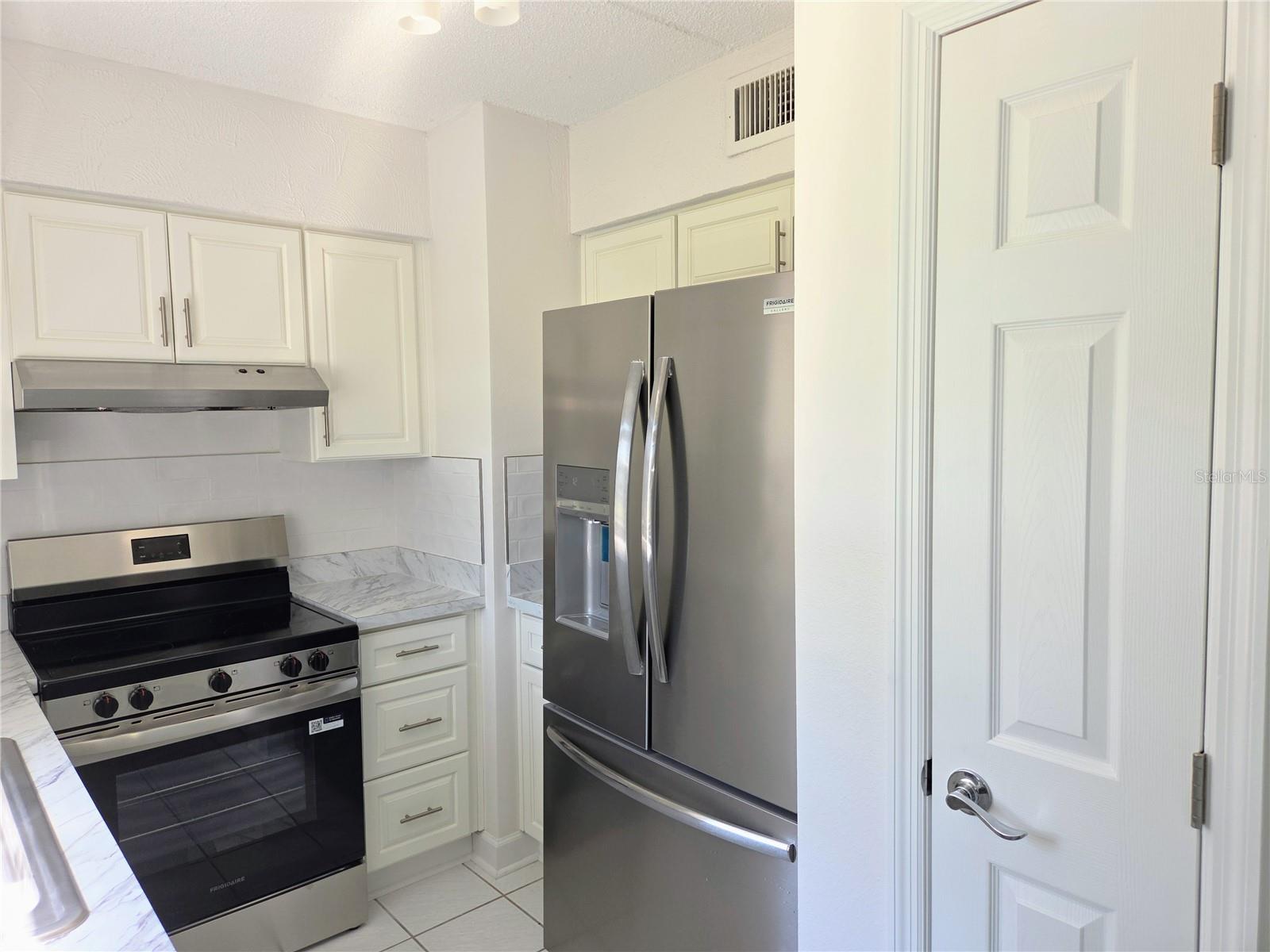 LES CHATEAUX CONDO - Residential