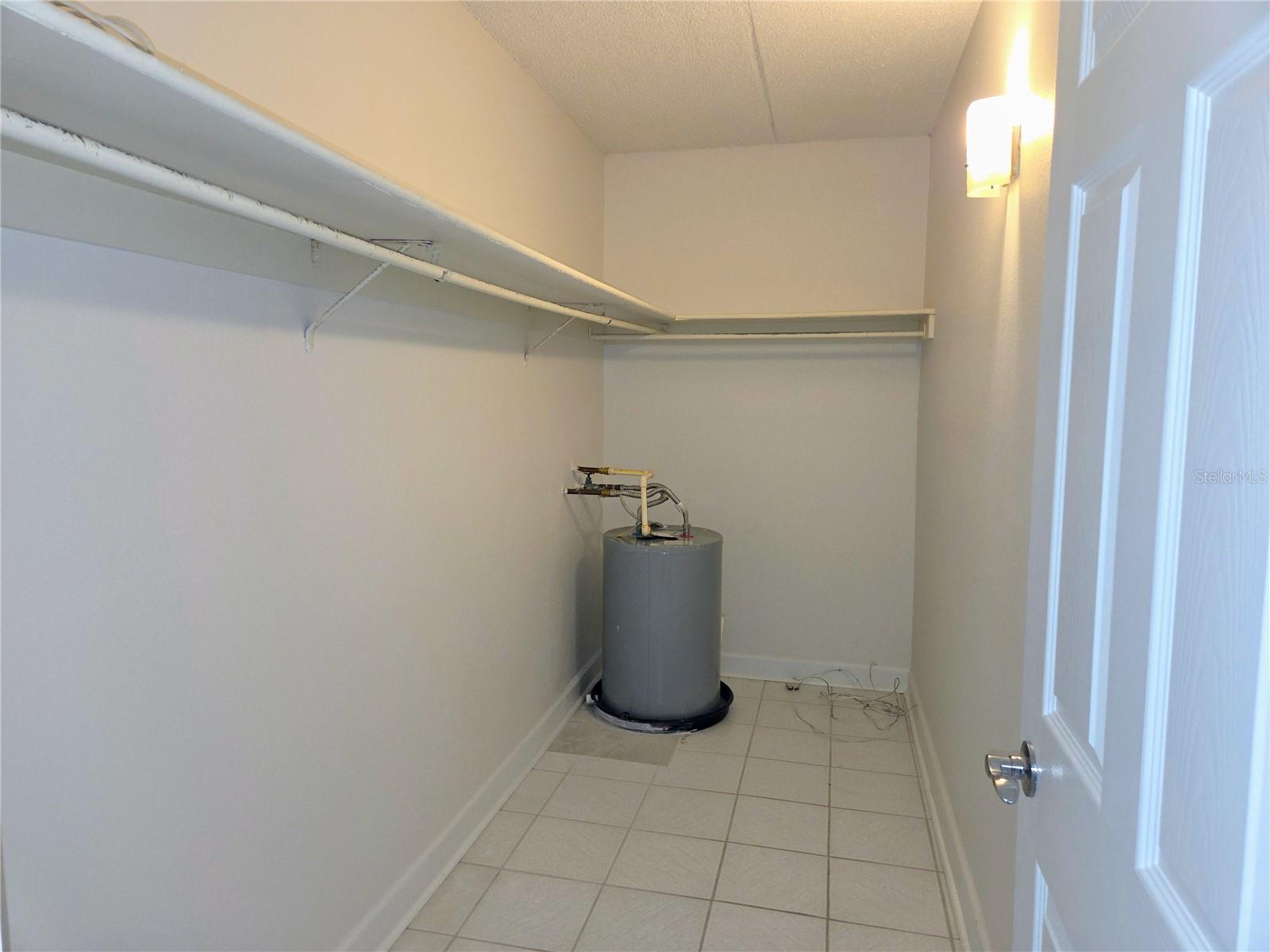 LES CHATEAUX CONDO - Residential