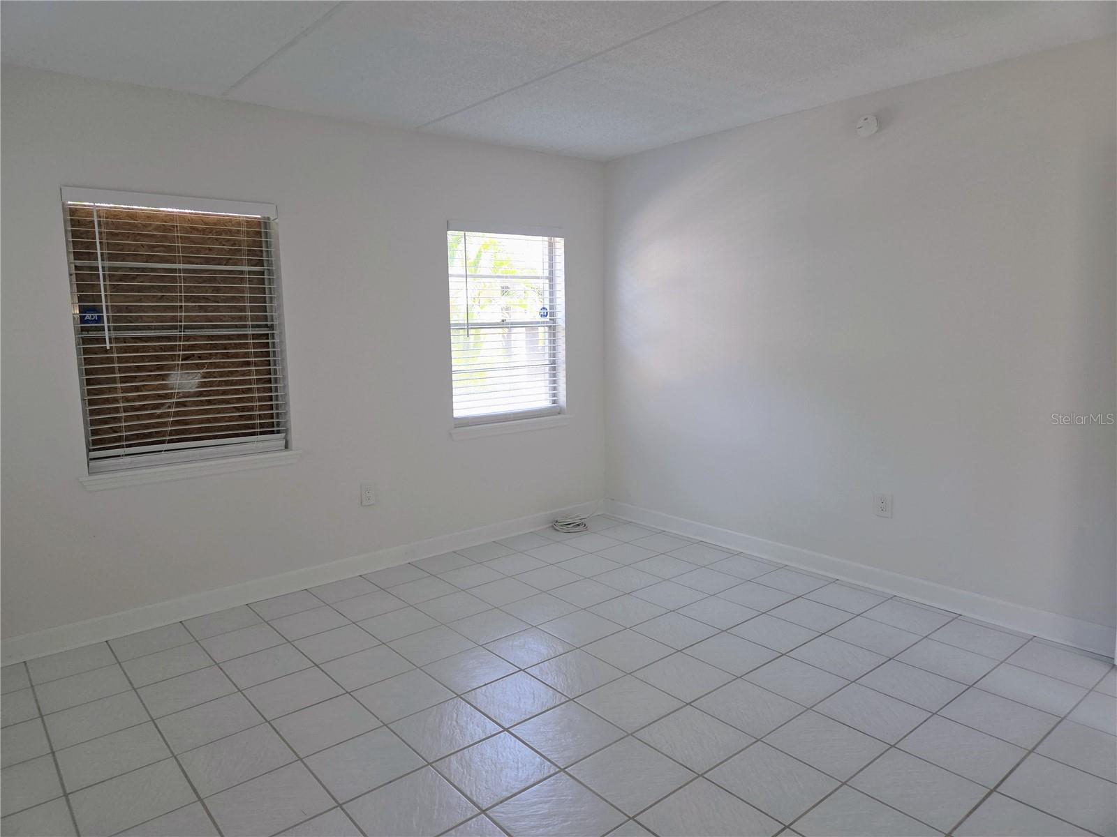 LES CHATEAUX CONDO - Residential