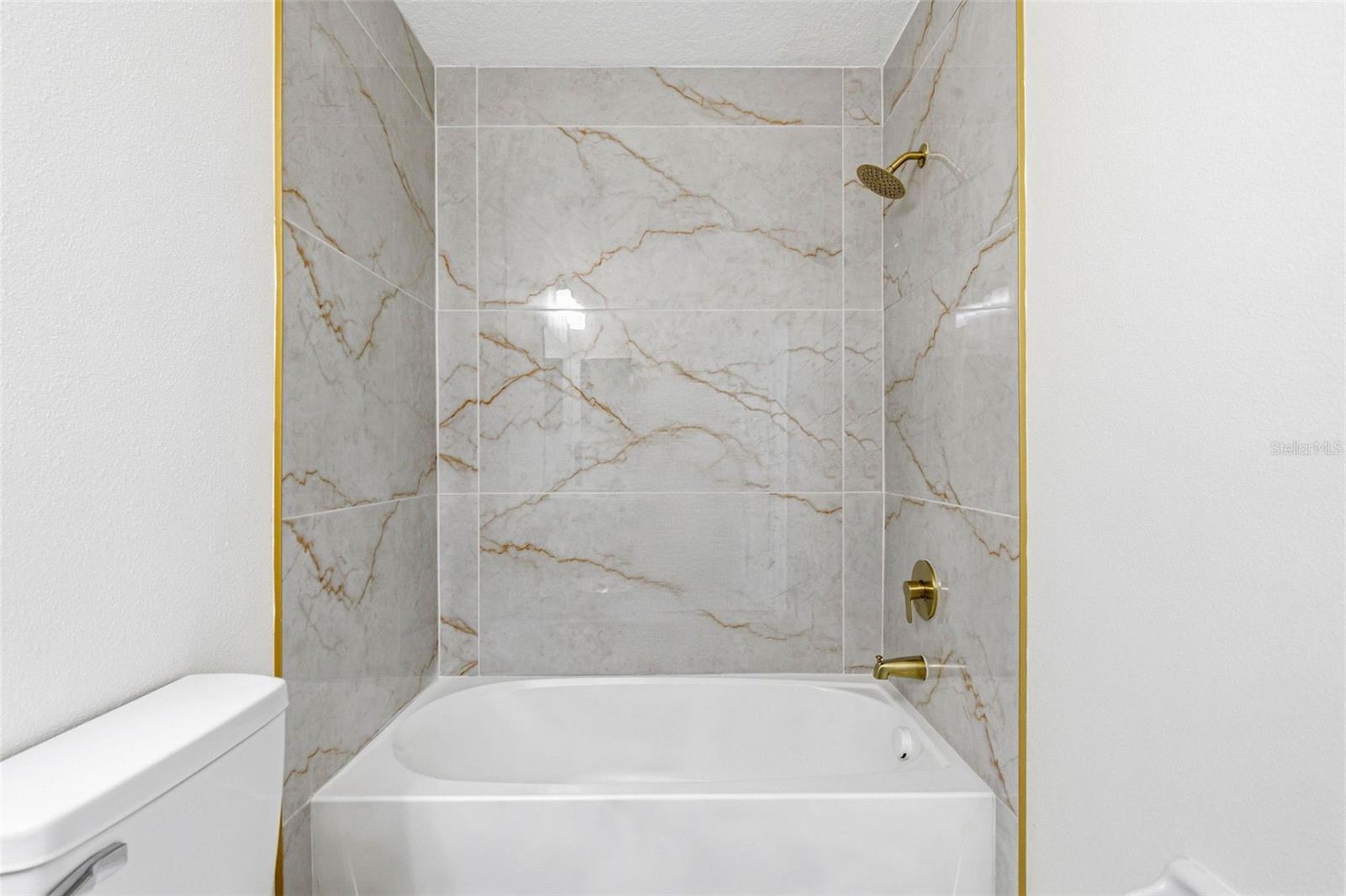 BAHIA LAKES PH 1 - Residential