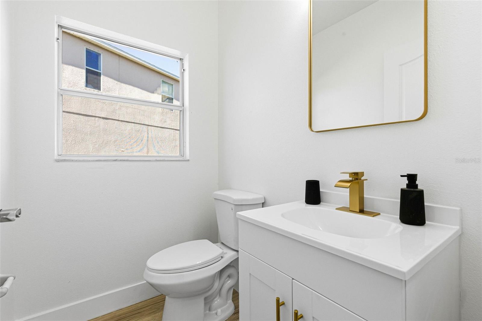 BAHIA LAKES PH 1 - Residential