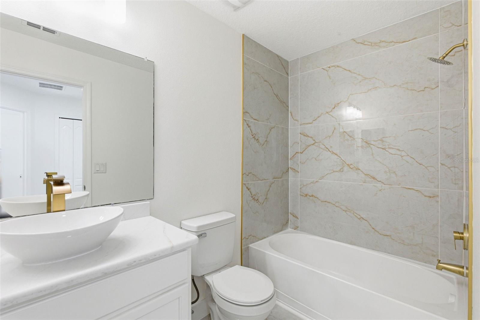 BAHIA LAKES PH 1 - Residential