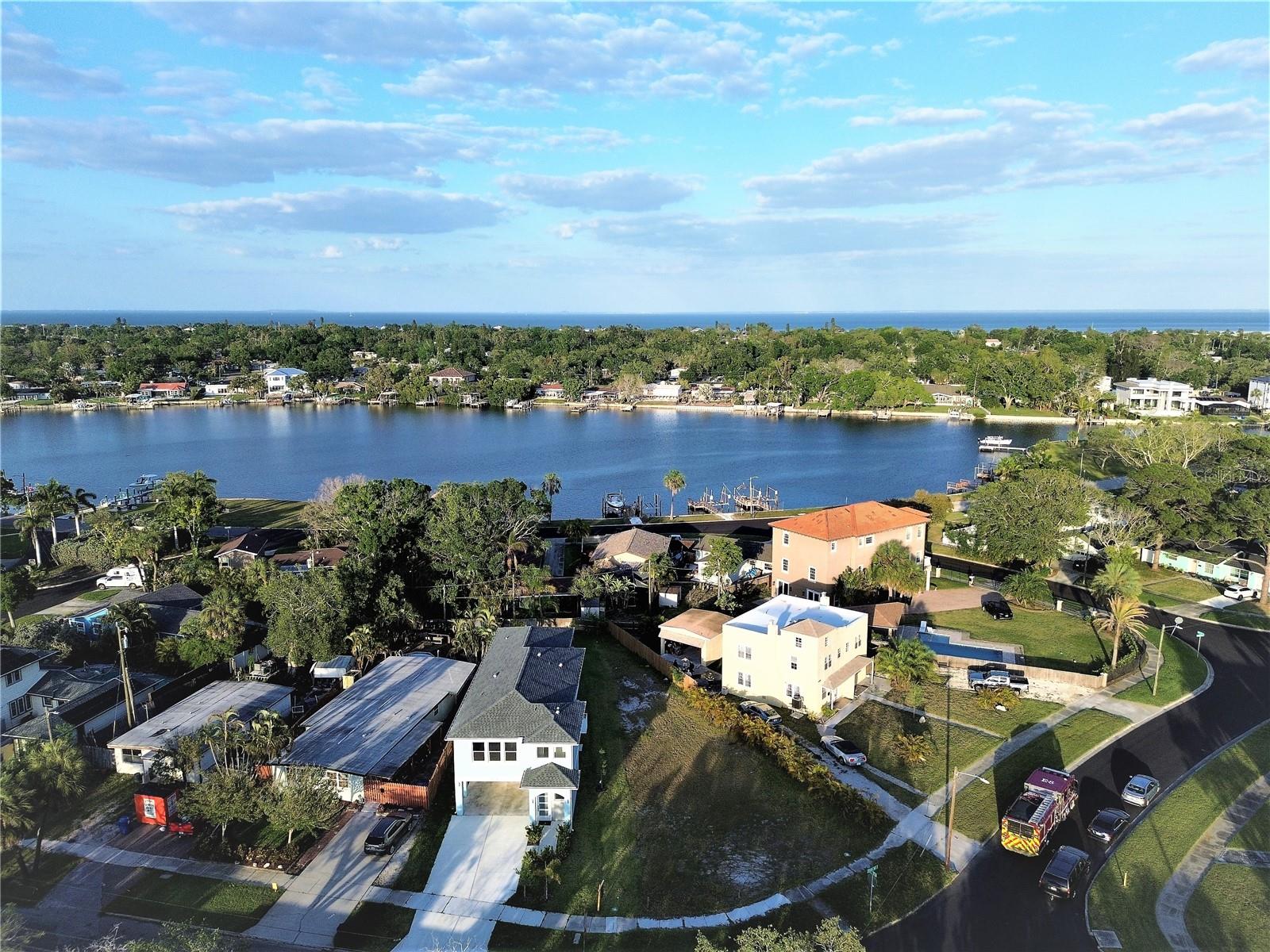 BAYOU BONITA - Residential