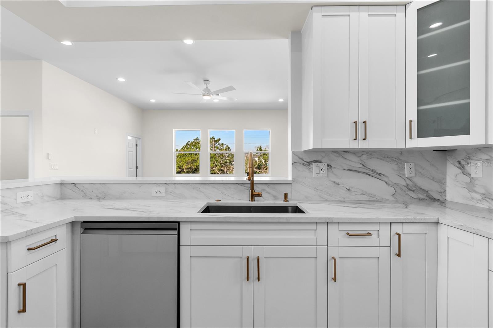 BAYOU BONITA - Residential