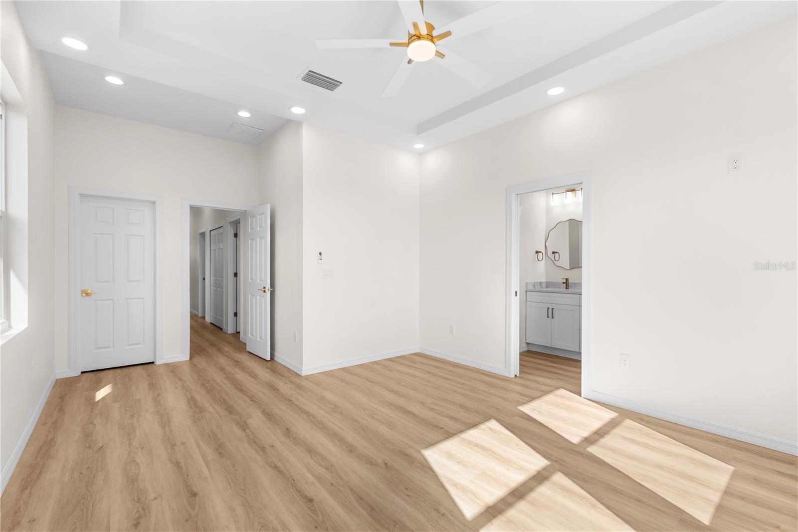 BAYOU BONITA - Residential