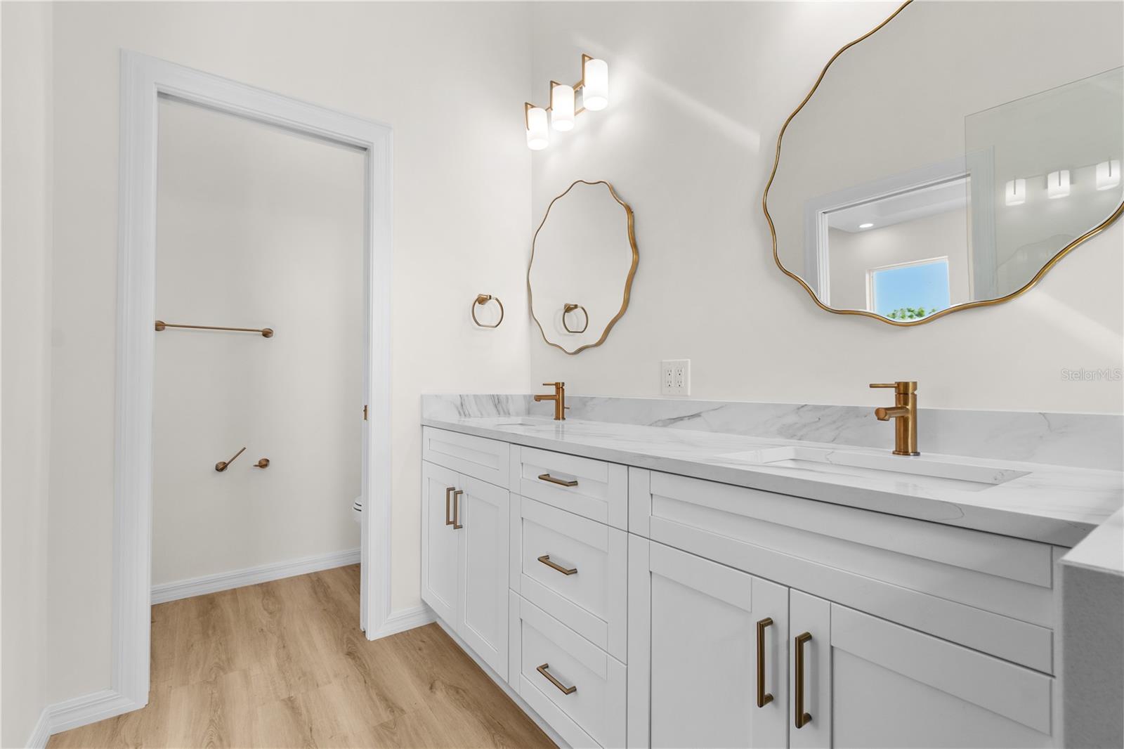 BAYOU BONITA - Residential