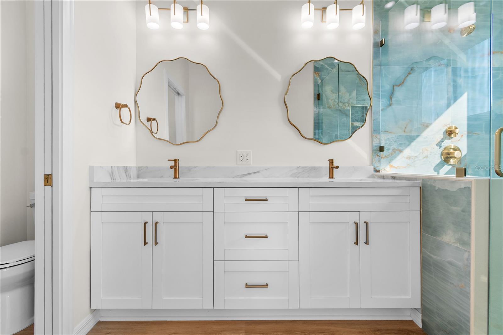 BAYOU BONITA - Residential