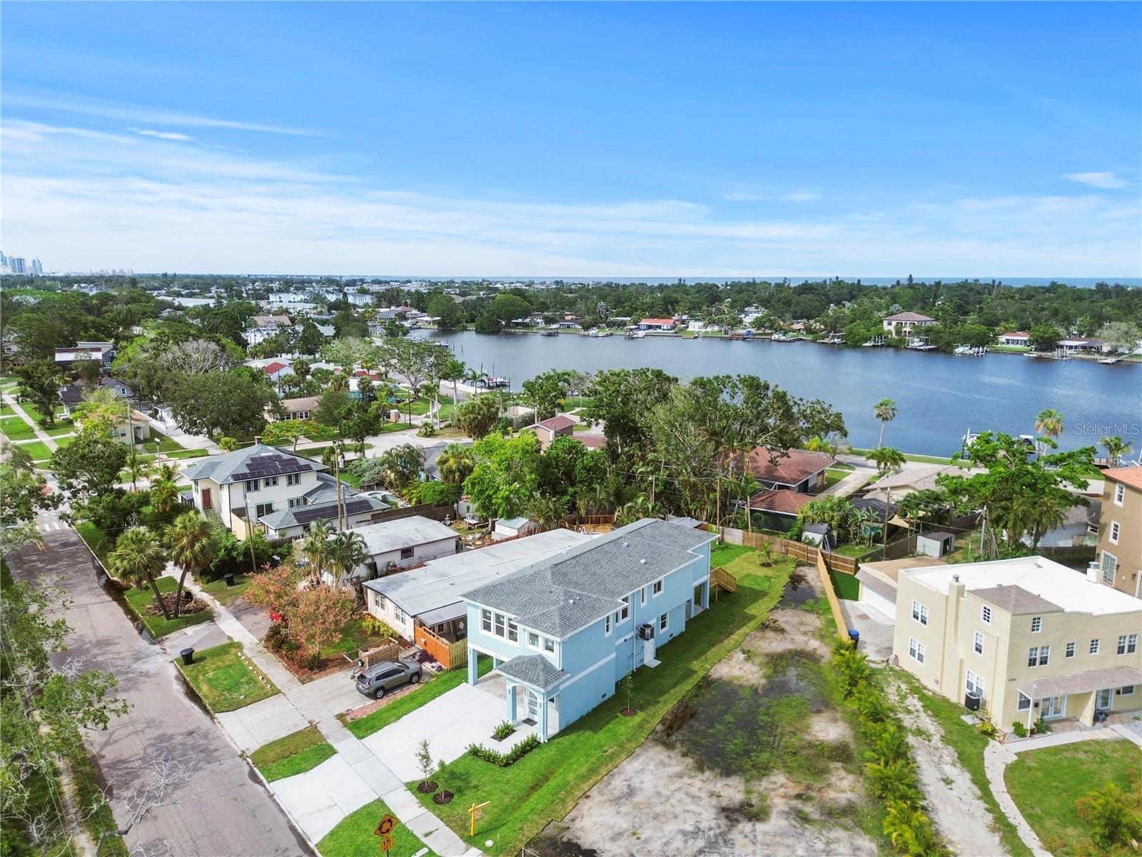 BAYOU BONITA - Residential