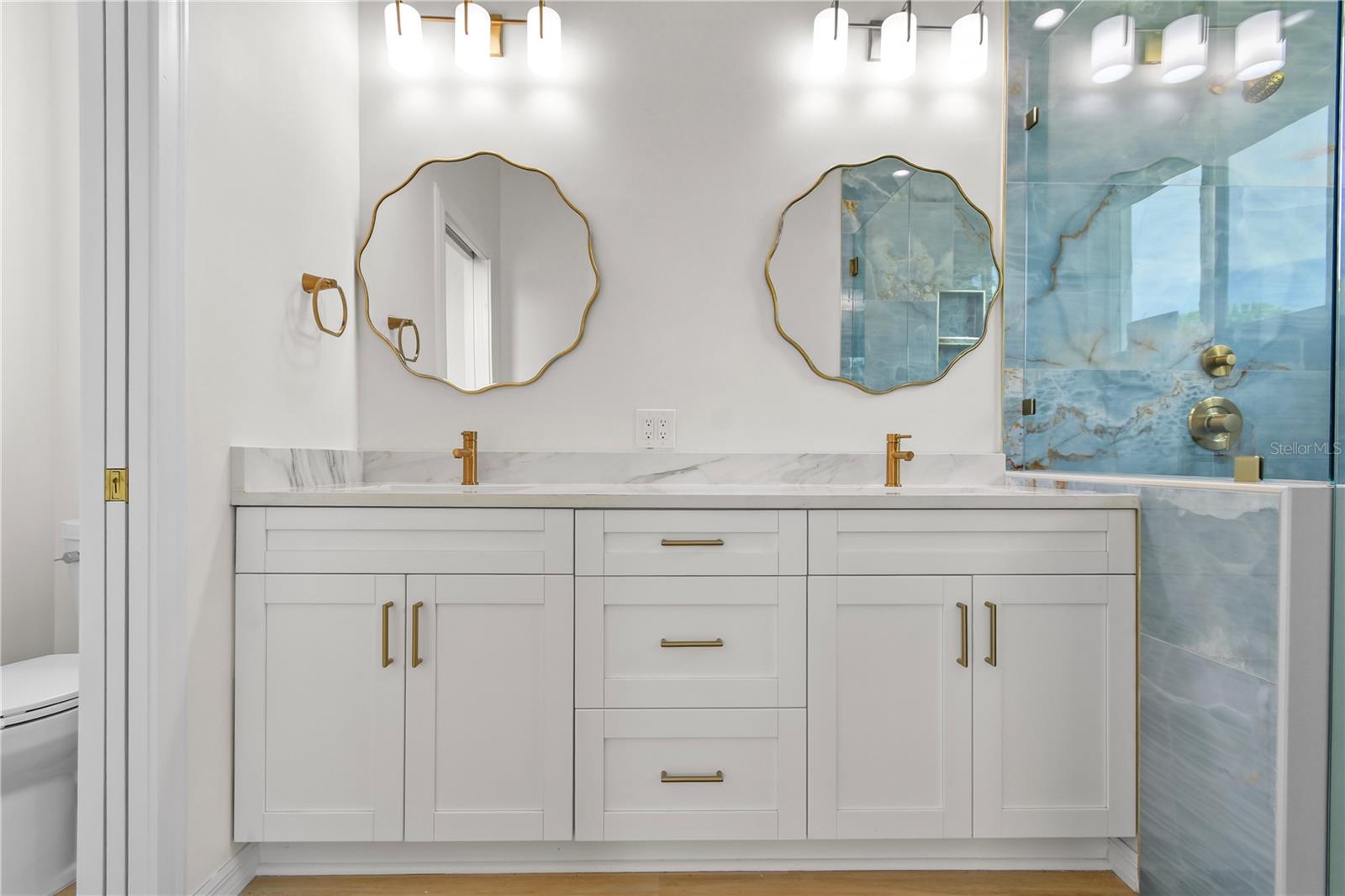 BAYOU BONITA - Residential