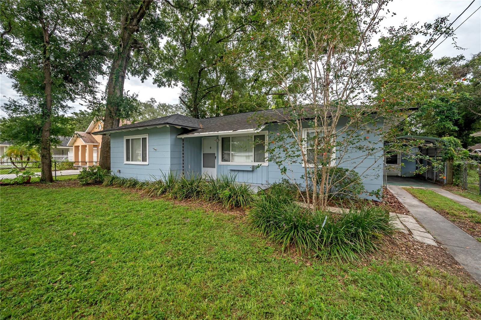 Welcome to this adorable 2-bedroom, 1-bath home in the heart of Old Seminole Heights! Bursting with mid-century character, this home offers a bright and airy feel thanks to the abundance of natural light that pours through every room. Spacious bedrooms provide comfortable retreats, while solid floors throughout keep the space low-maintenance and stylish.
The oversized backyard is a true gem—plenty of room for outdoor entertaining and evening hangs under the pergola. A large shed gives you extra storage or workshop space, and the carport keeps your vehicle shaded and protected.
Beyond your doorstep, you’re just a short stroll from some of the Heights’ most beloved staples—local eateries, coffee shops, and neighborhood favorites that make this area so special. Whether you’re soaking in the vintage charm indoors or enjoying evenings in your huge backyard, this home is the perfect mix of character, comfort, and convenience.