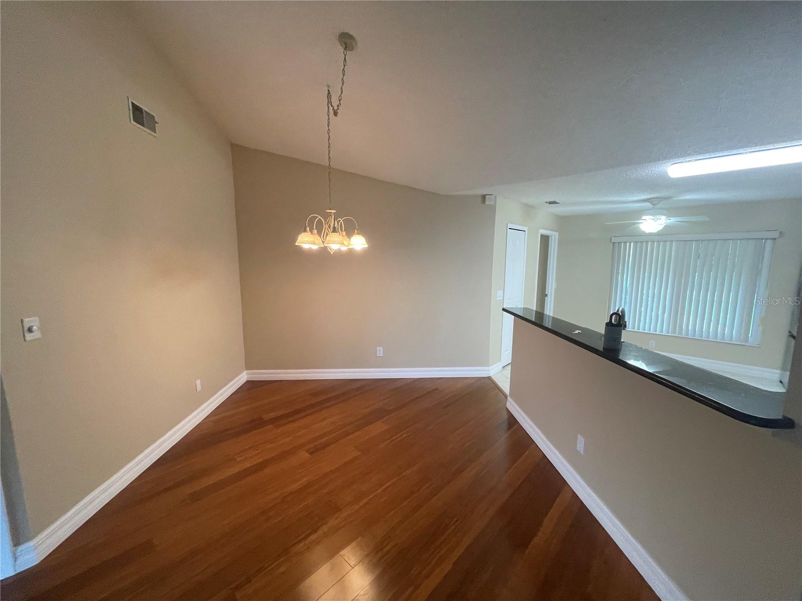 1576 CROSSBEAM DRIVE
