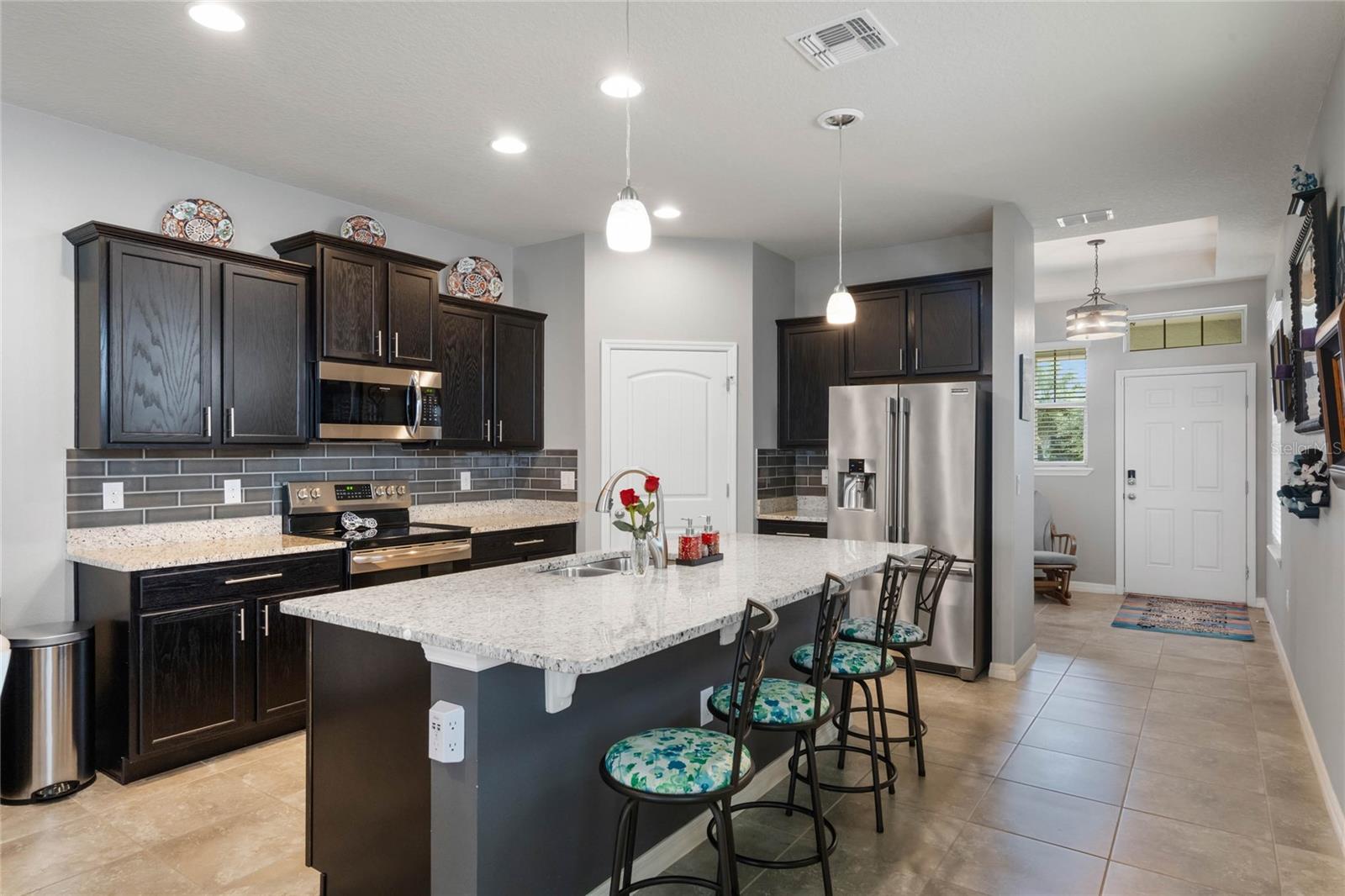 WATERLEIGH PH 2D - Residential