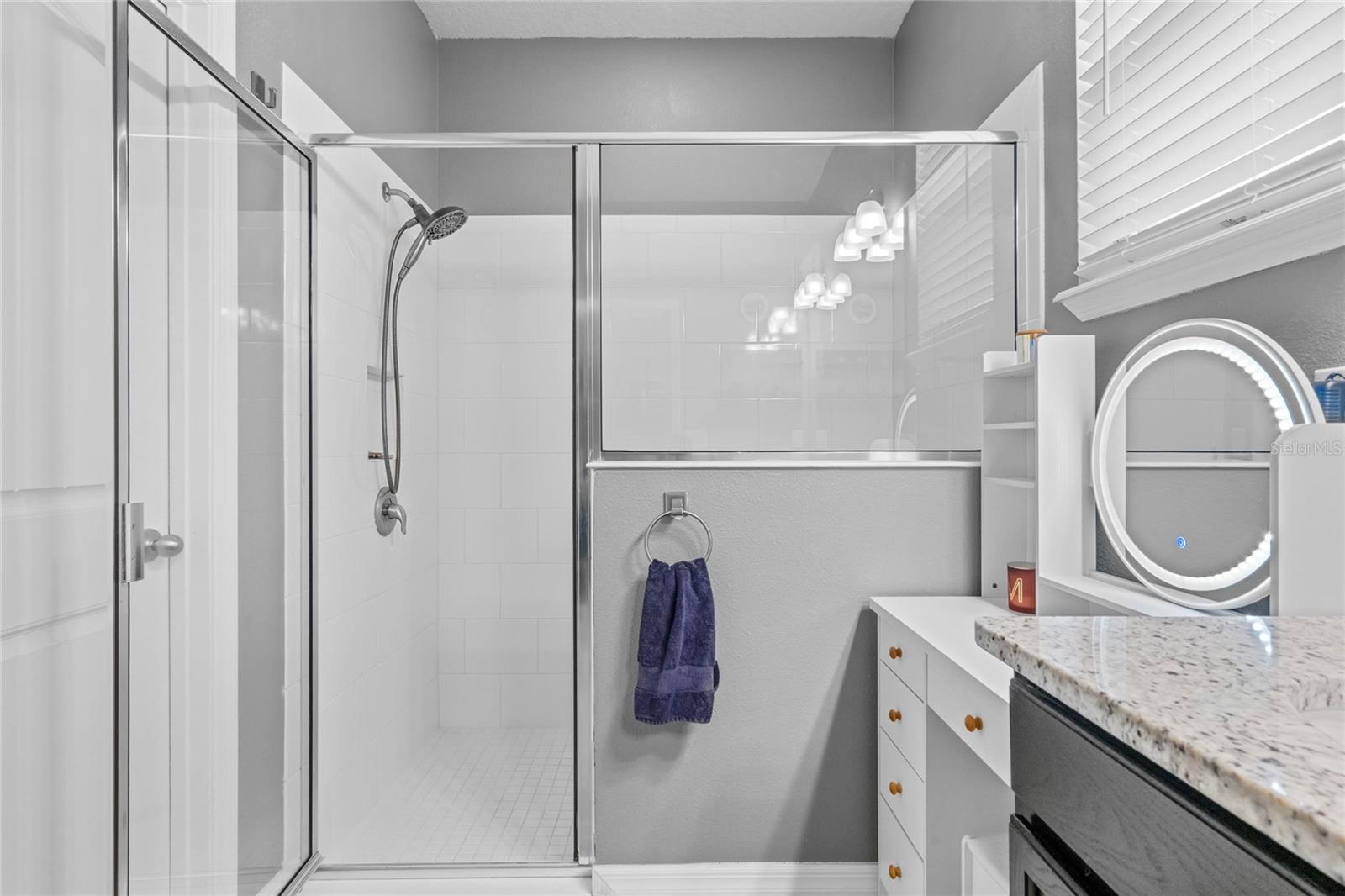 WATERLEIGH PH 2D - Residential