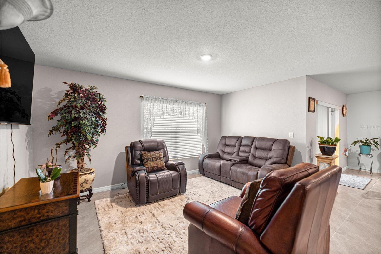 AUTUMN GLEN - Residential