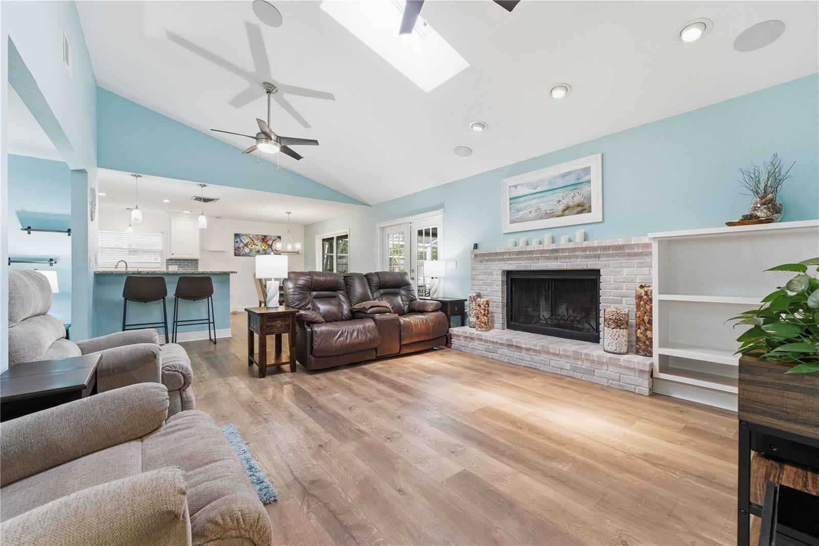 EL CONQUISTADOR VILLAGE II A - Residential