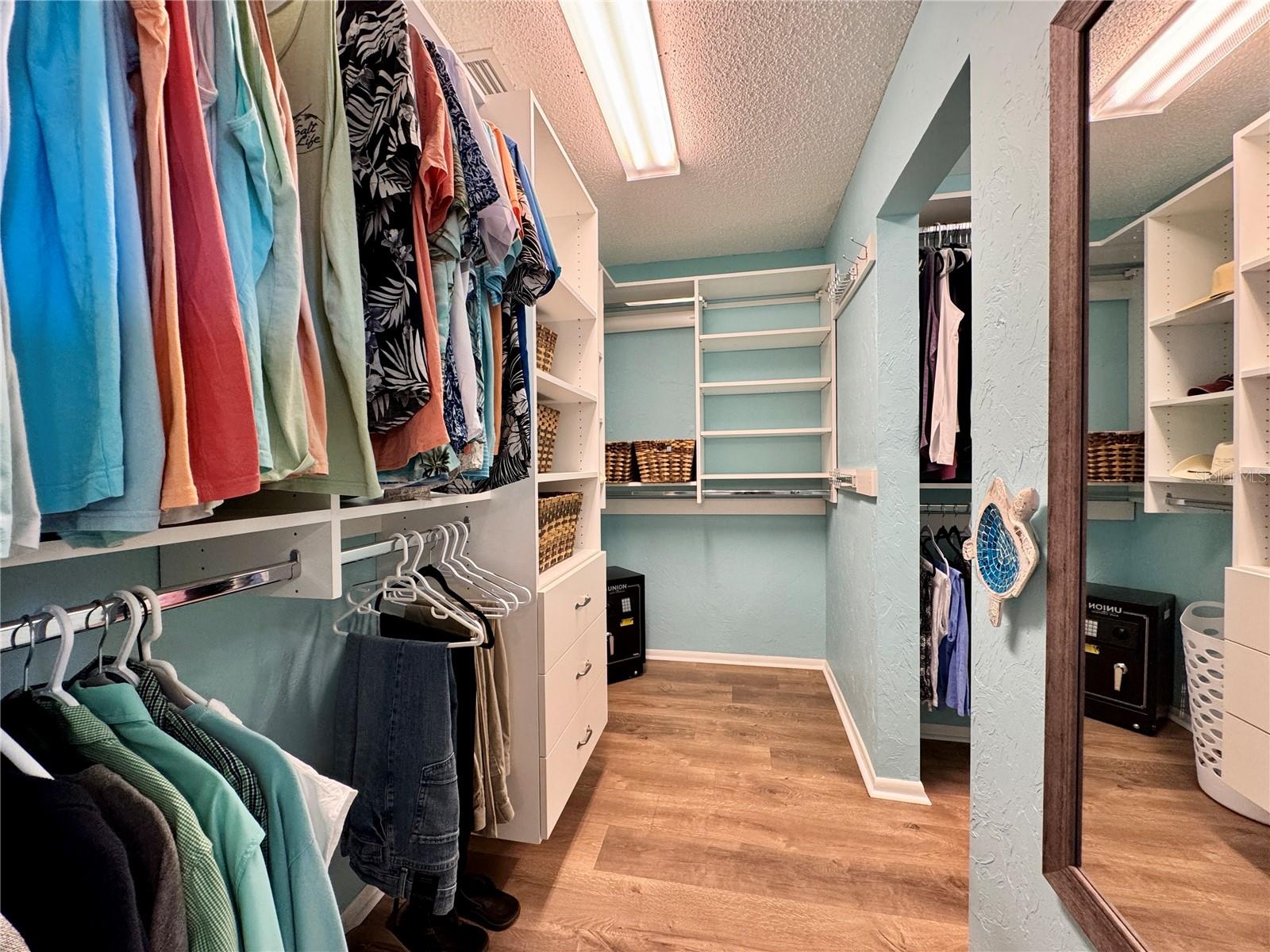 EL CONQUISTADOR VILLAGE II A - Residential