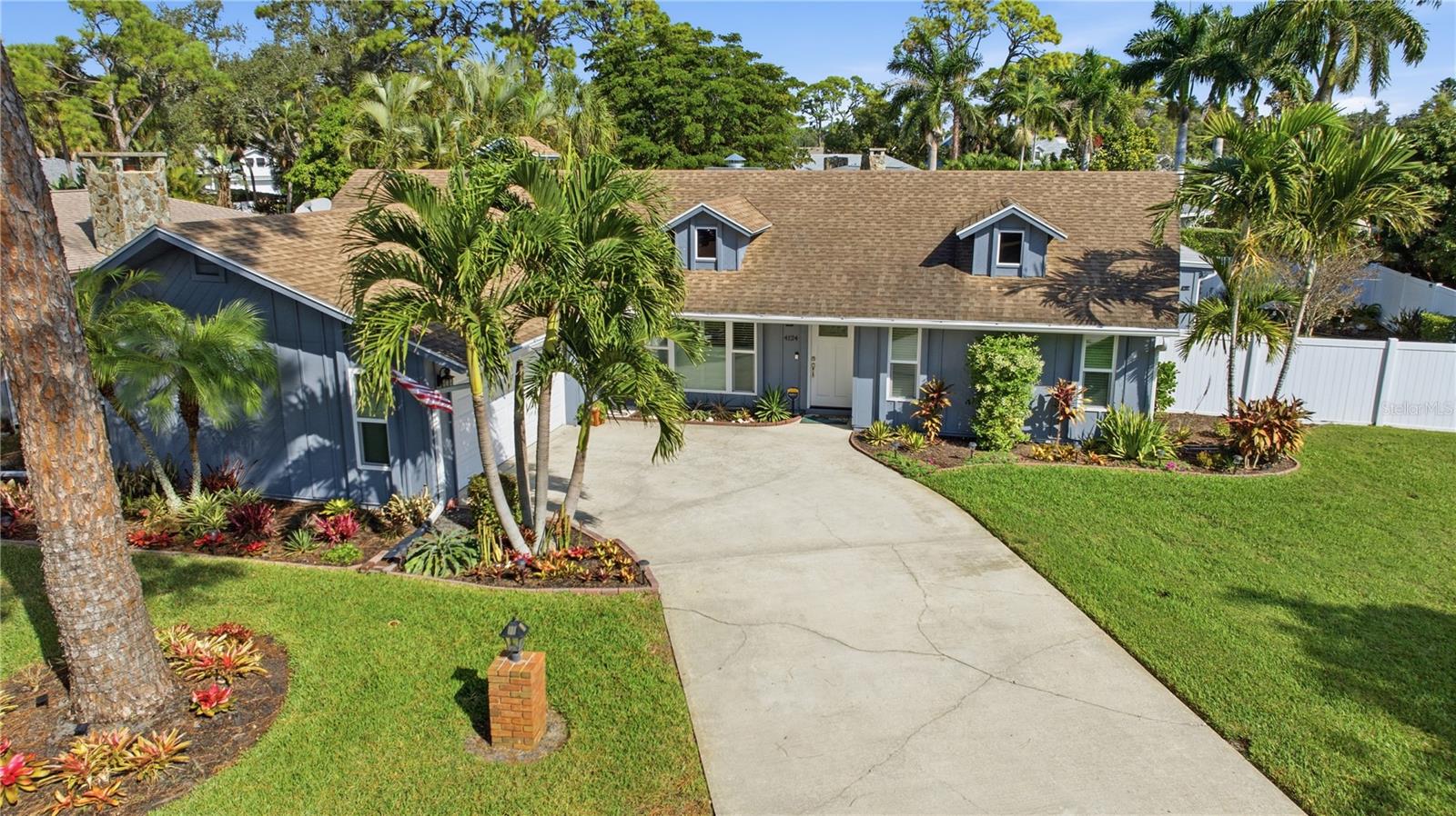 EL CONQUISTADOR VILLAGE II A - Residential