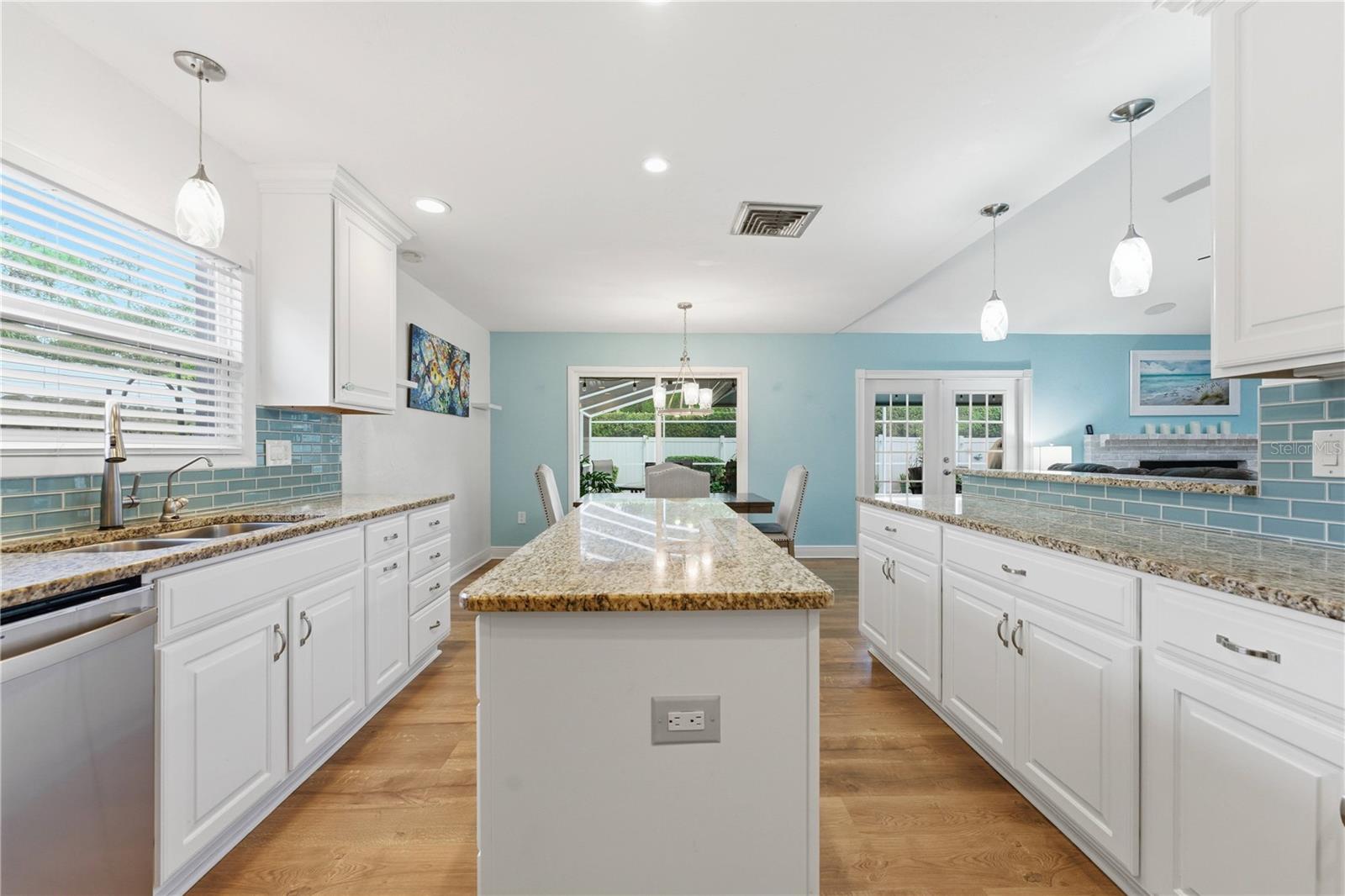 EL CONQUISTADOR VILLAGE II A - Residential