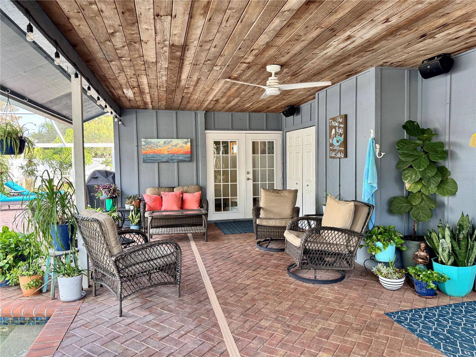 EL CONQUISTADOR VILLAGE II A - Residential