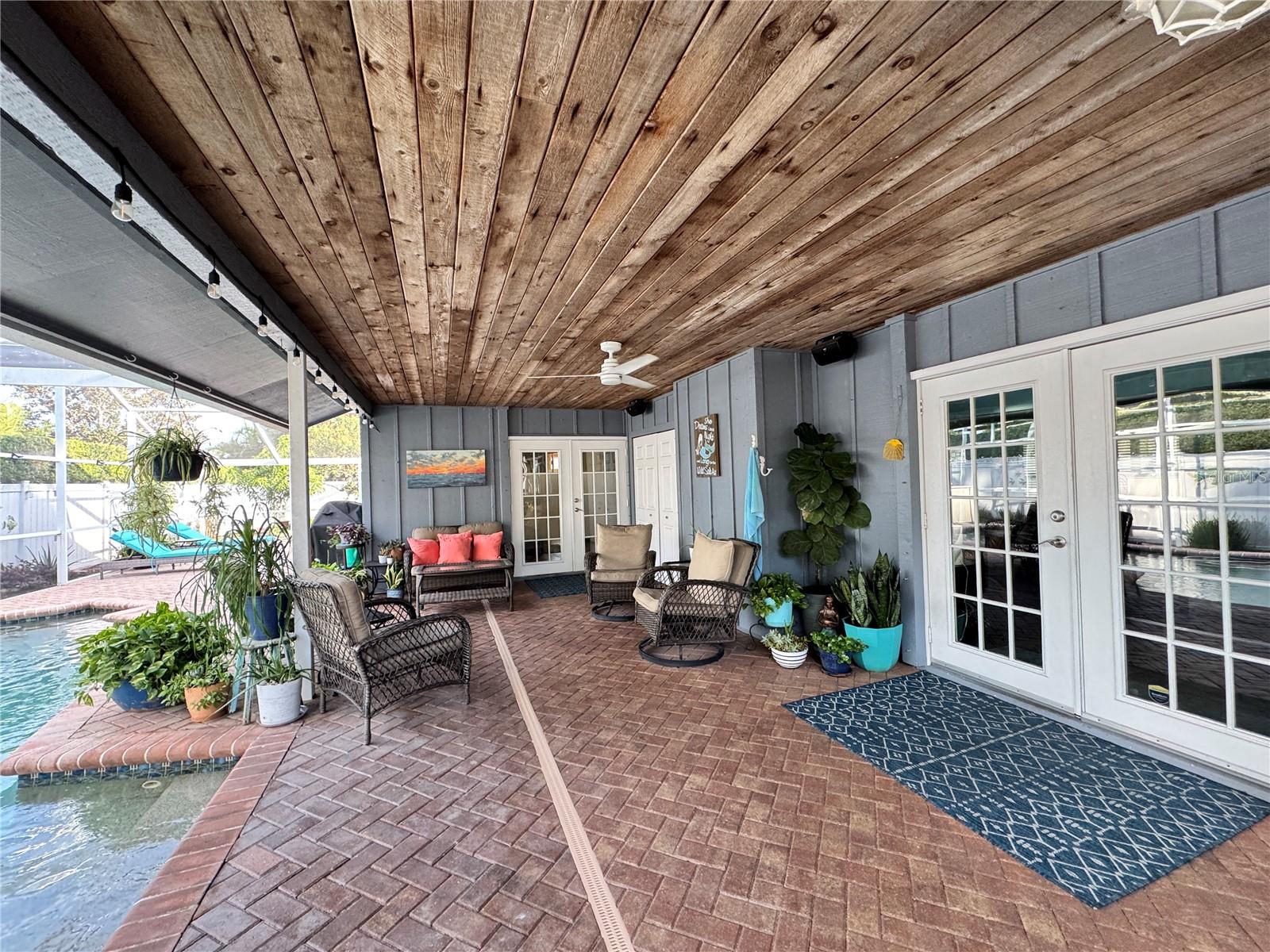 EL CONQUISTADOR VILLAGE II A - Residential