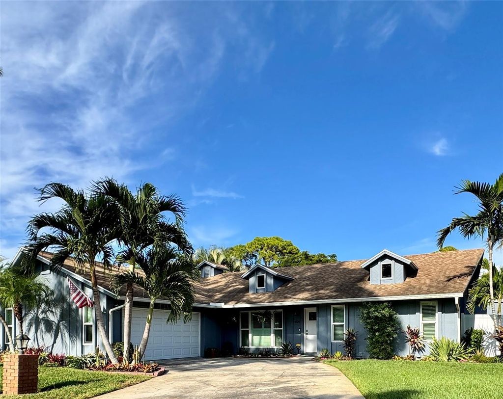 Photo of 4124 Pinar Drive, Bradenton, FL 34210 (MLS # A4673184)