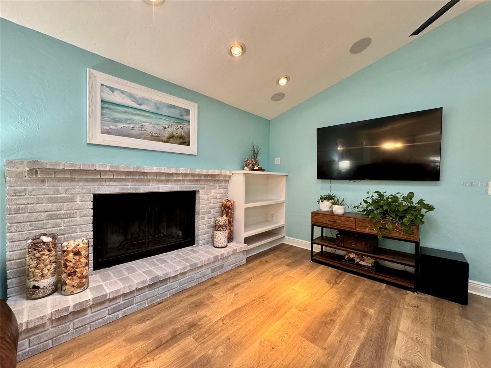 EL CONQUISTADOR VILLAGE II A - Residential