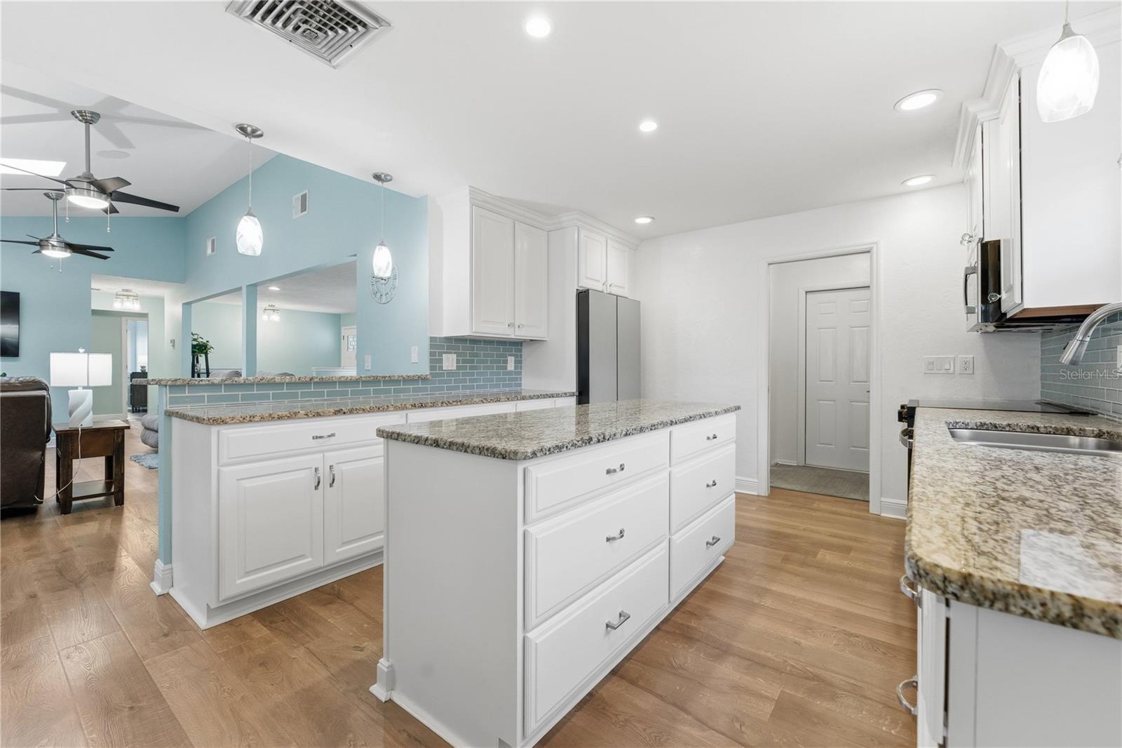 EL CONQUISTADOR VILLAGE II A - Residential