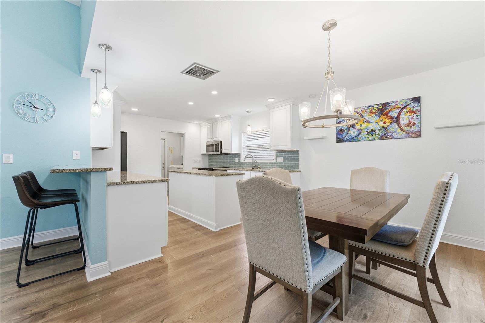 EL CONQUISTADOR VILLAGE II A - Residential