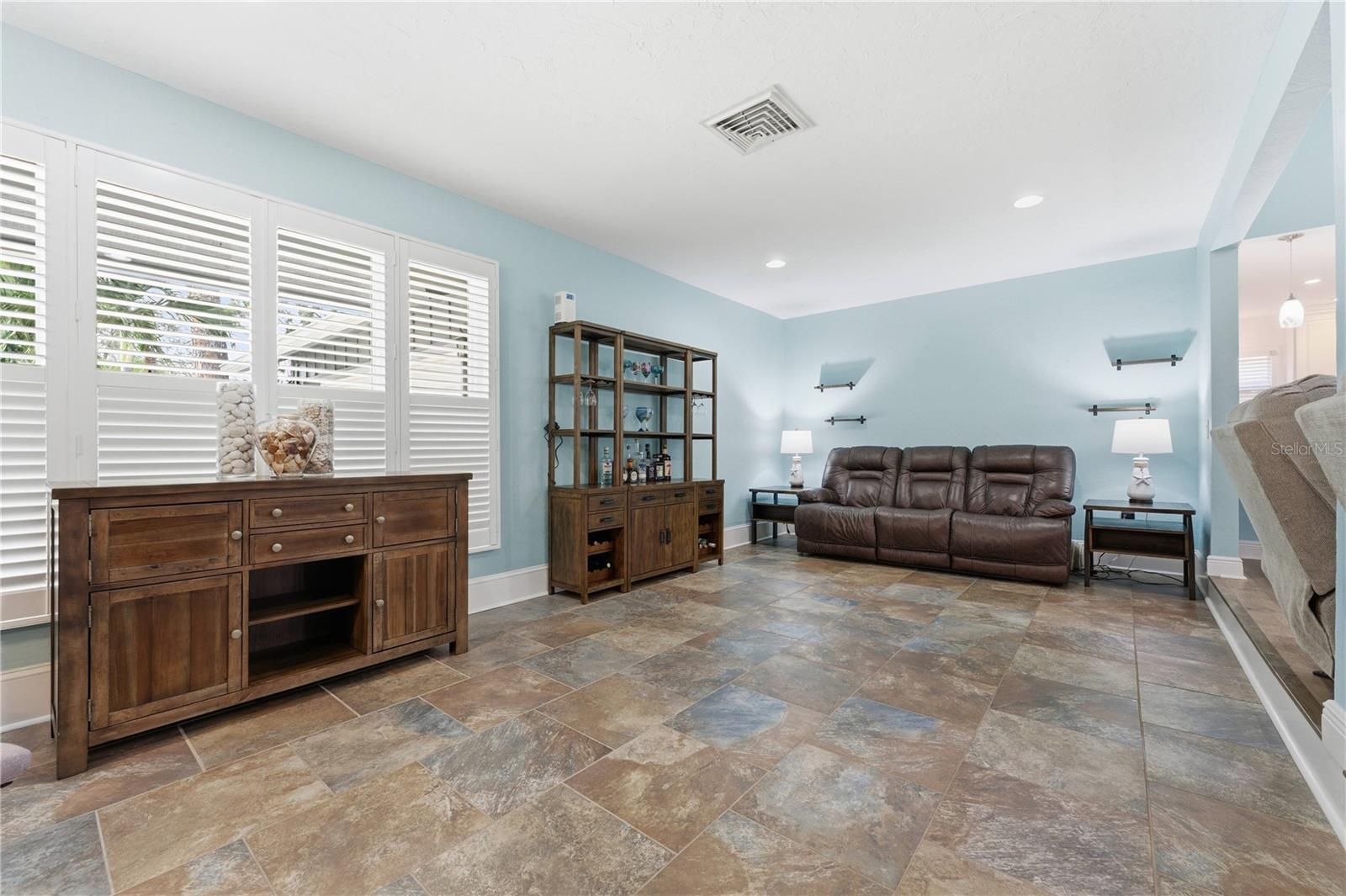 EL CONQUISTADOR VILLAGE II A - Residential