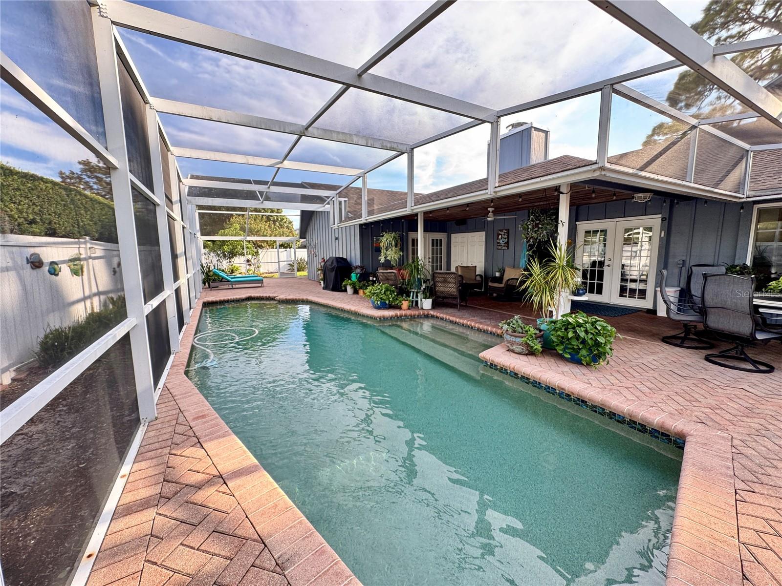 EL CONQUISTADOR VILLAGE II A - Residential