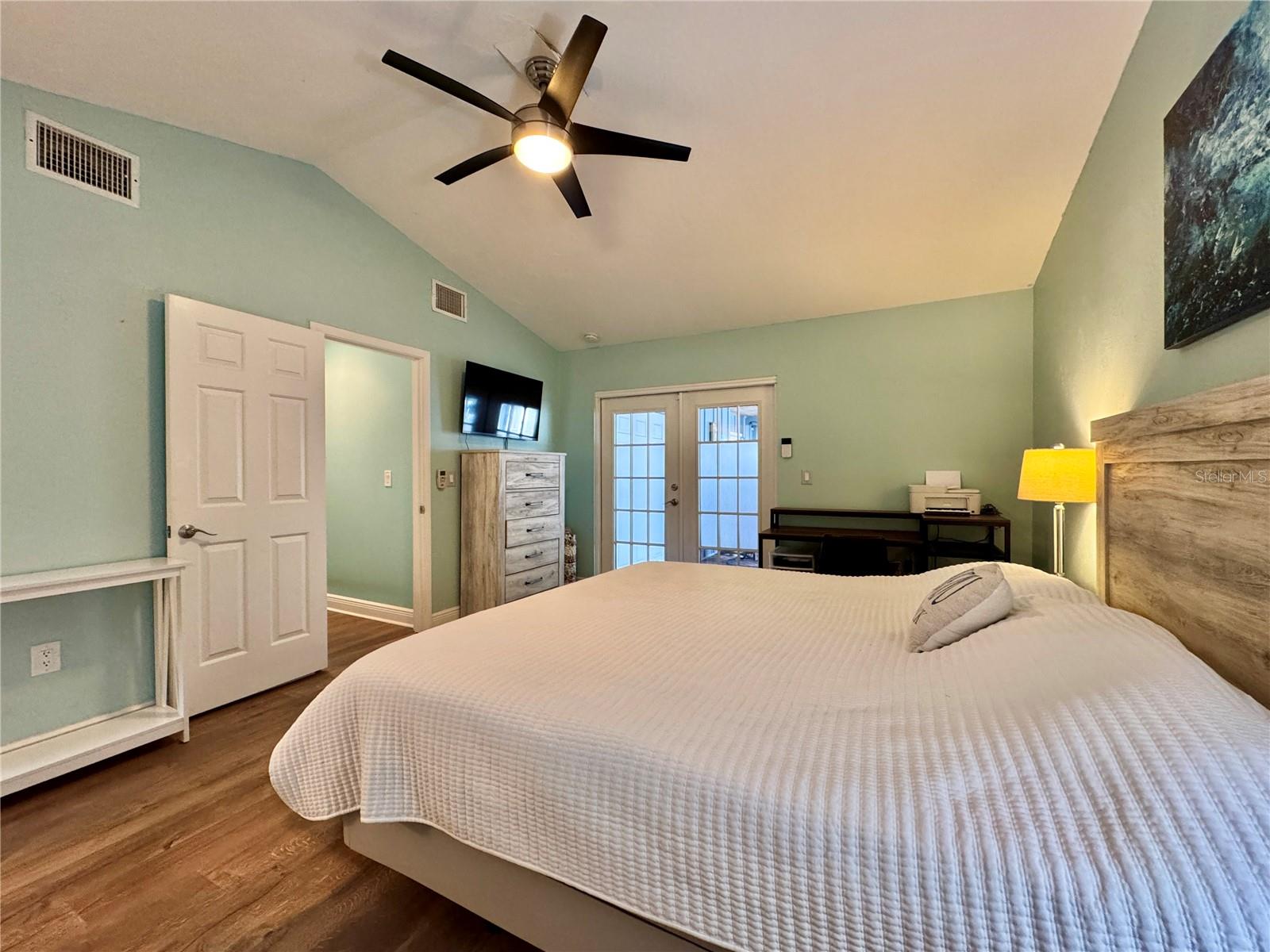 EL CONQUISTADOR VILLAGE II A - Residential