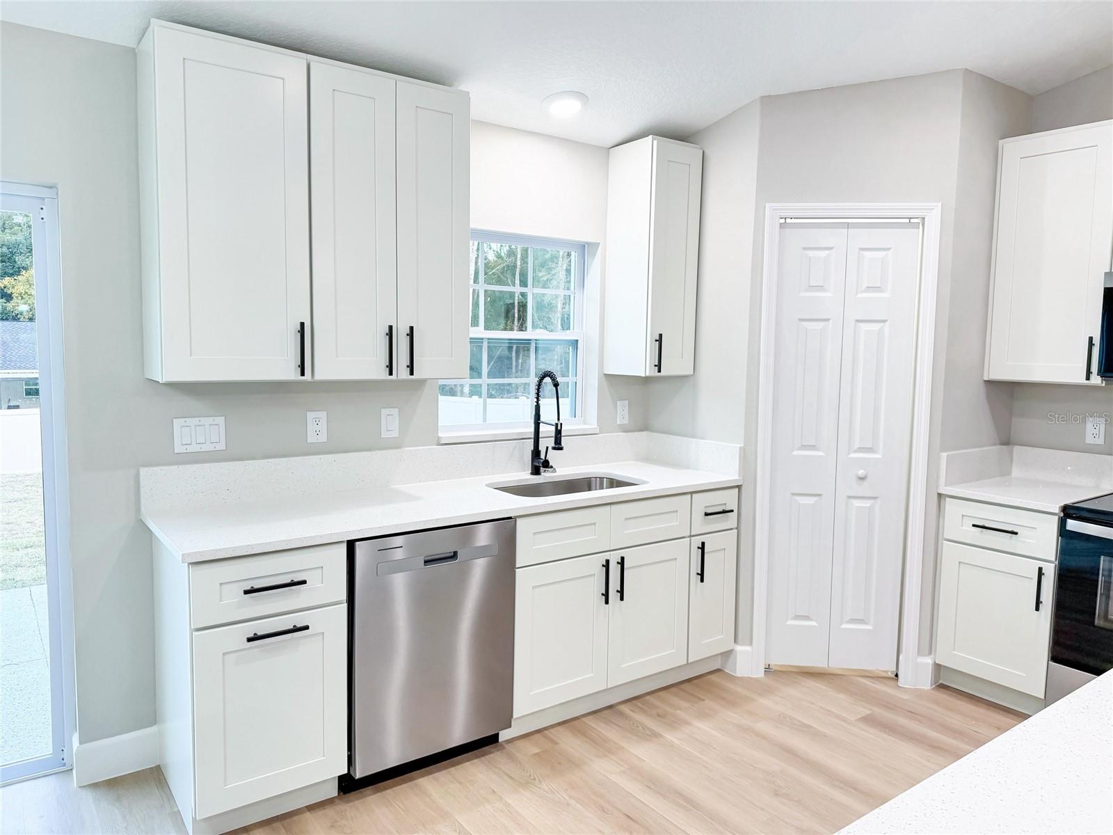 BELLEVIEW HEIGHTS ESTATE - Residential