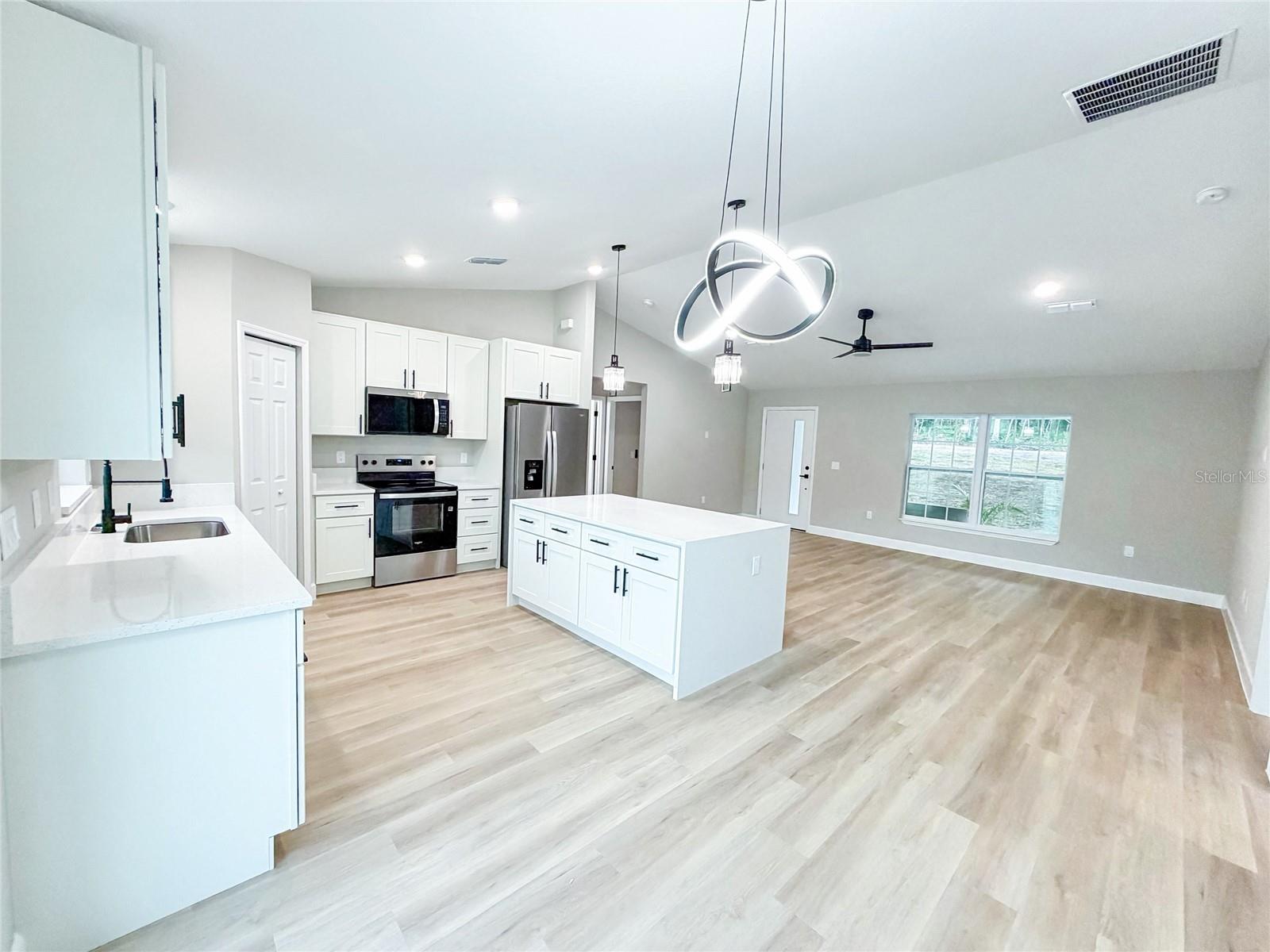 BELLEVIEW HEIGHTS ESTATE - Residential