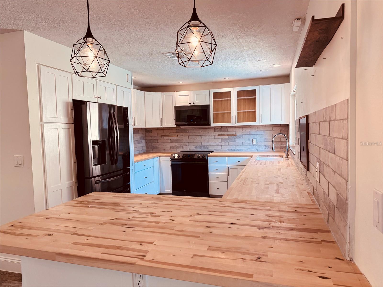 Casas a venda 4 - Jen Dantas 7808 THE ESPLANADE COURT