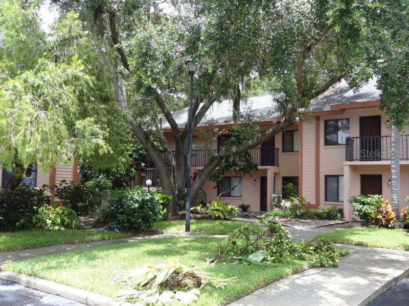 AVAILABLE 2025 SEASON...30 DAY MIN. AVAILABLE 10/01/2024-12/31/2024 Nicely Furnished 2nd floor condo in Eagle Creek located at Palm Aire County Club area. Screened lanai overlooks lush landscaping and there is a great community pool. Short drive to University Town Center Mall with great shops and a variety of restaurants. Approx. 15-20 minutes to downtown Sarasota.