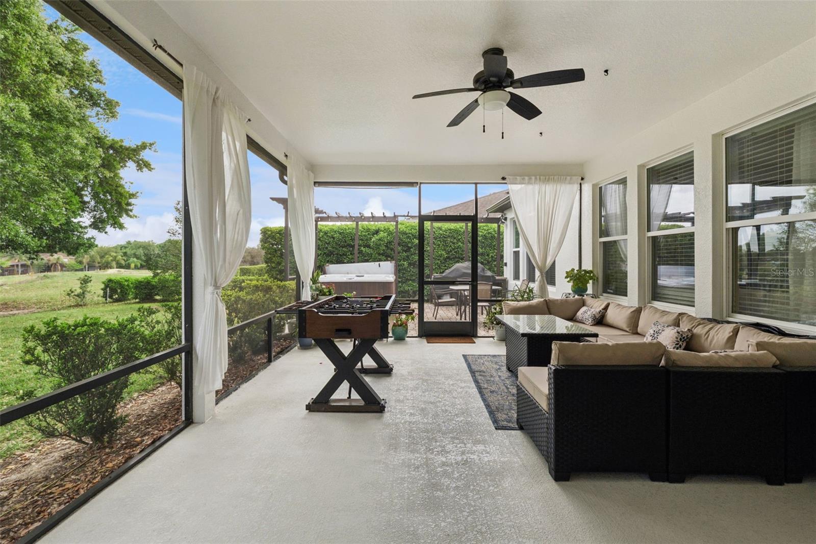 ROCK SPRINGS RIDGE PHASE - Residential