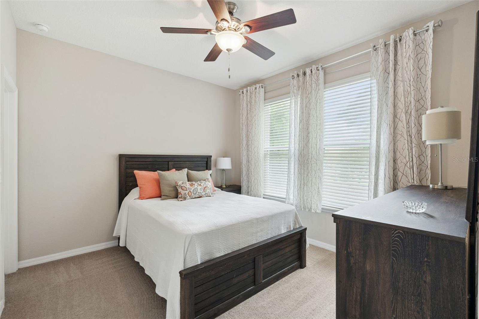 ROCK SPRINGS RIDGE PHASE - Residential