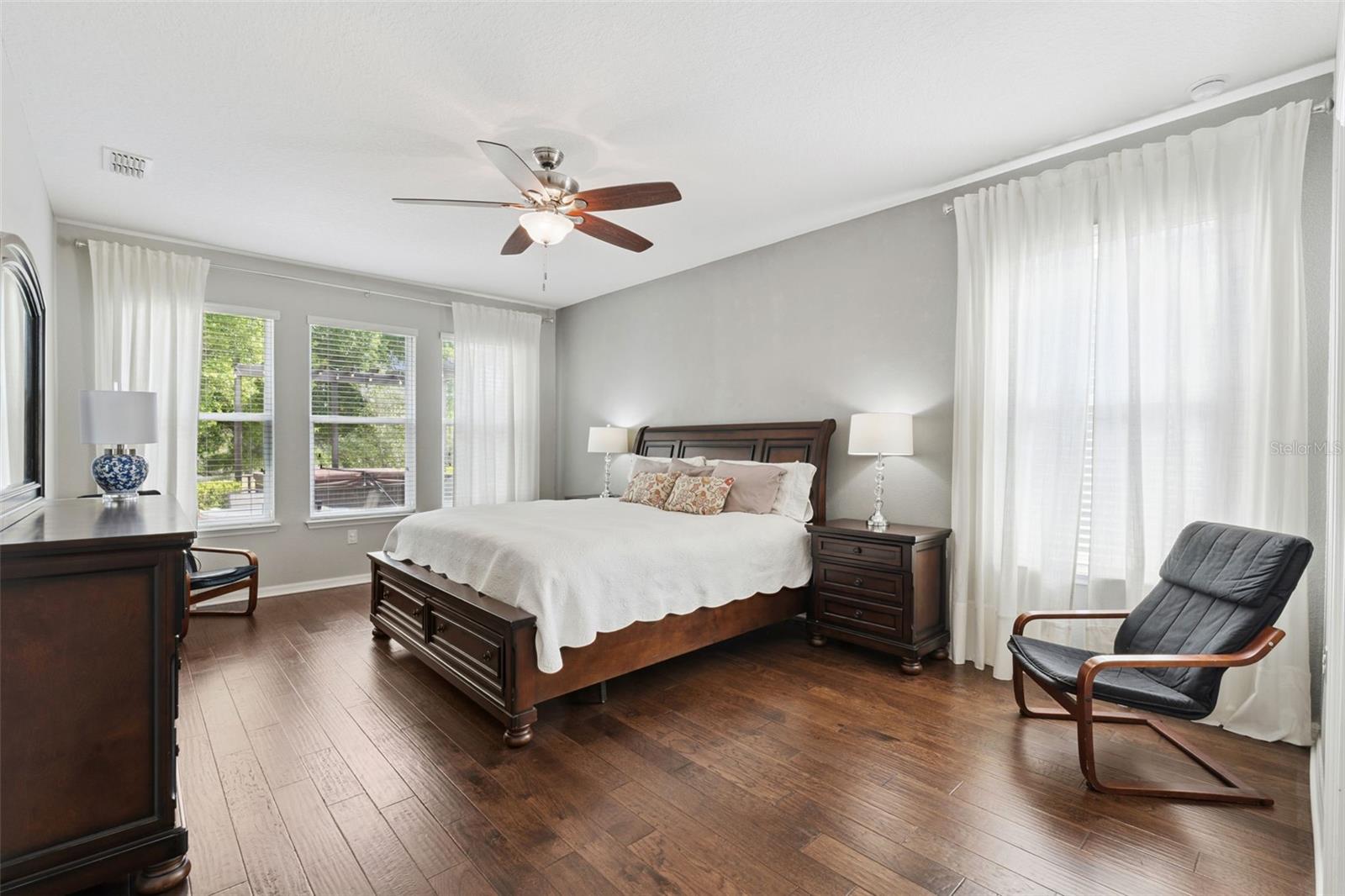 ROCK SPRINGS RIDGE PHASE - Residential