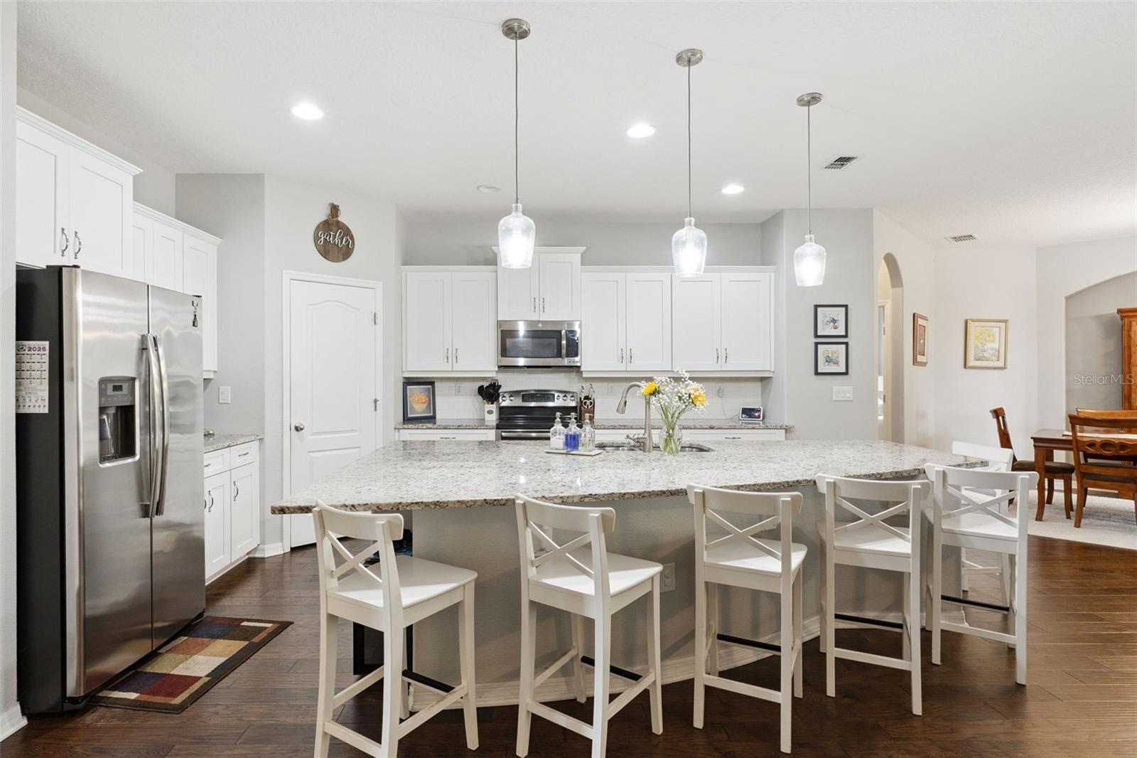 ROCK SPRINGS RIDGE PHASE - Residential