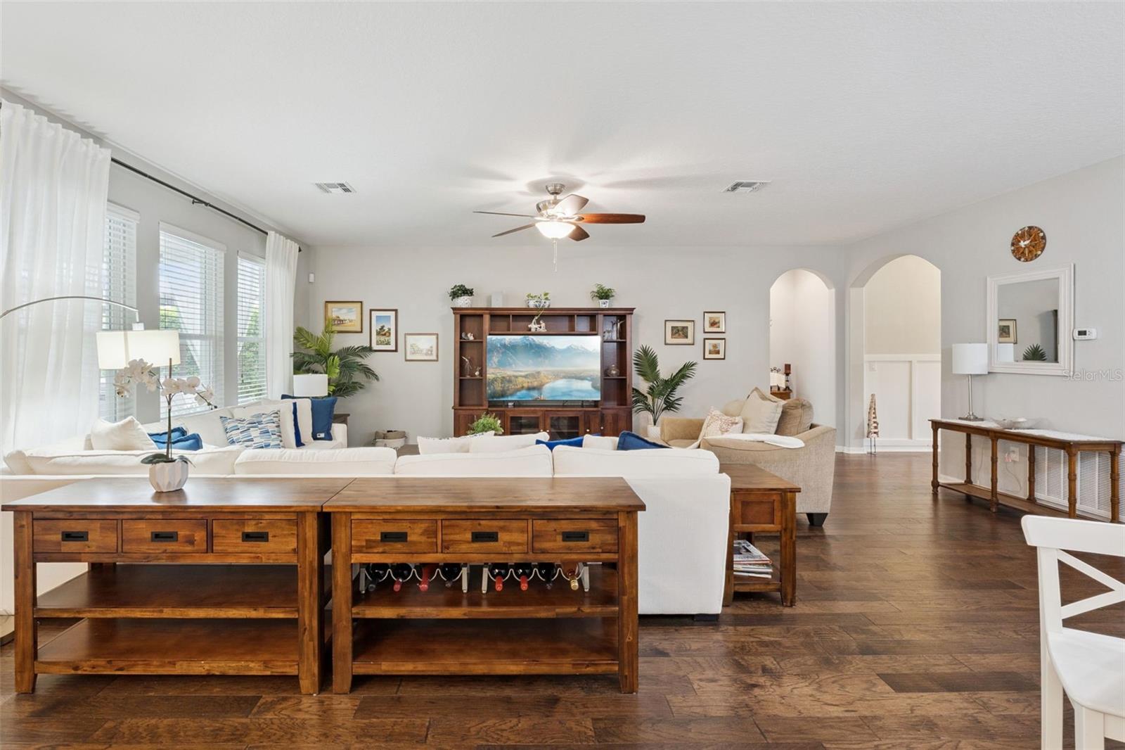 ROCK SPRINGS RIDGE PHASE - Residential