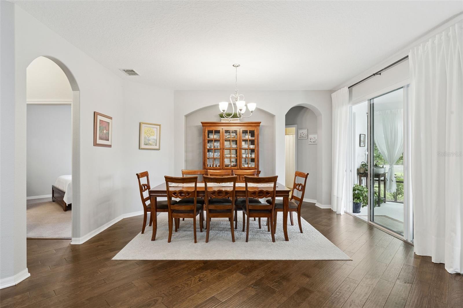 ROCK SPRINGS RIDGE PHASE - Residential