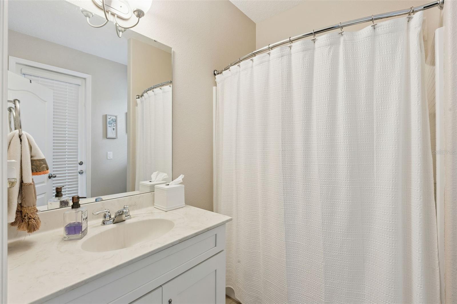 ROCK SPRINGS RIDGE PHASE - Residential